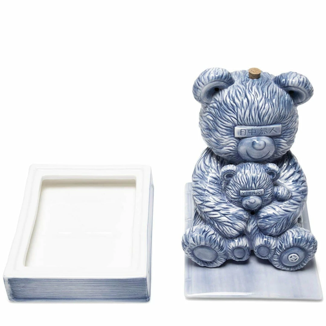 YEENJOY COVER THE EYES BEAR INCENSE BURNER