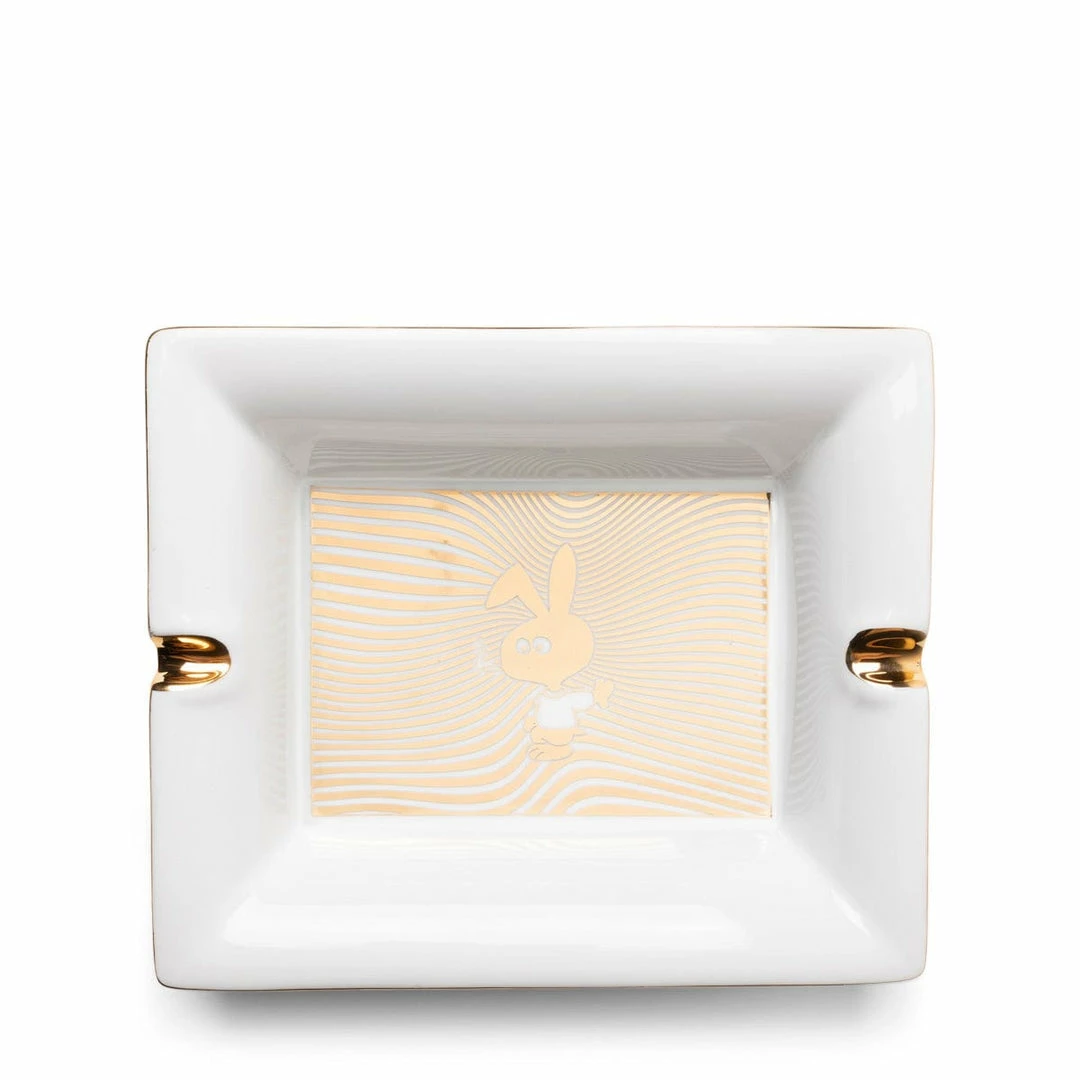 Cold World Frozen Goods WAVY BUNNY ASH TRAY