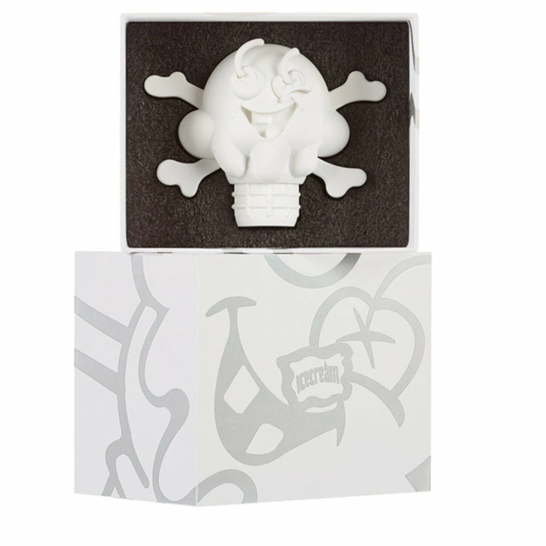 ICECREAM CONES N BONES FIGURINE Home