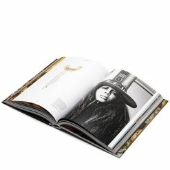 TASCHEN PUBLISHING ICE COLD: A HIP-HOP JEWELRY HISTORY